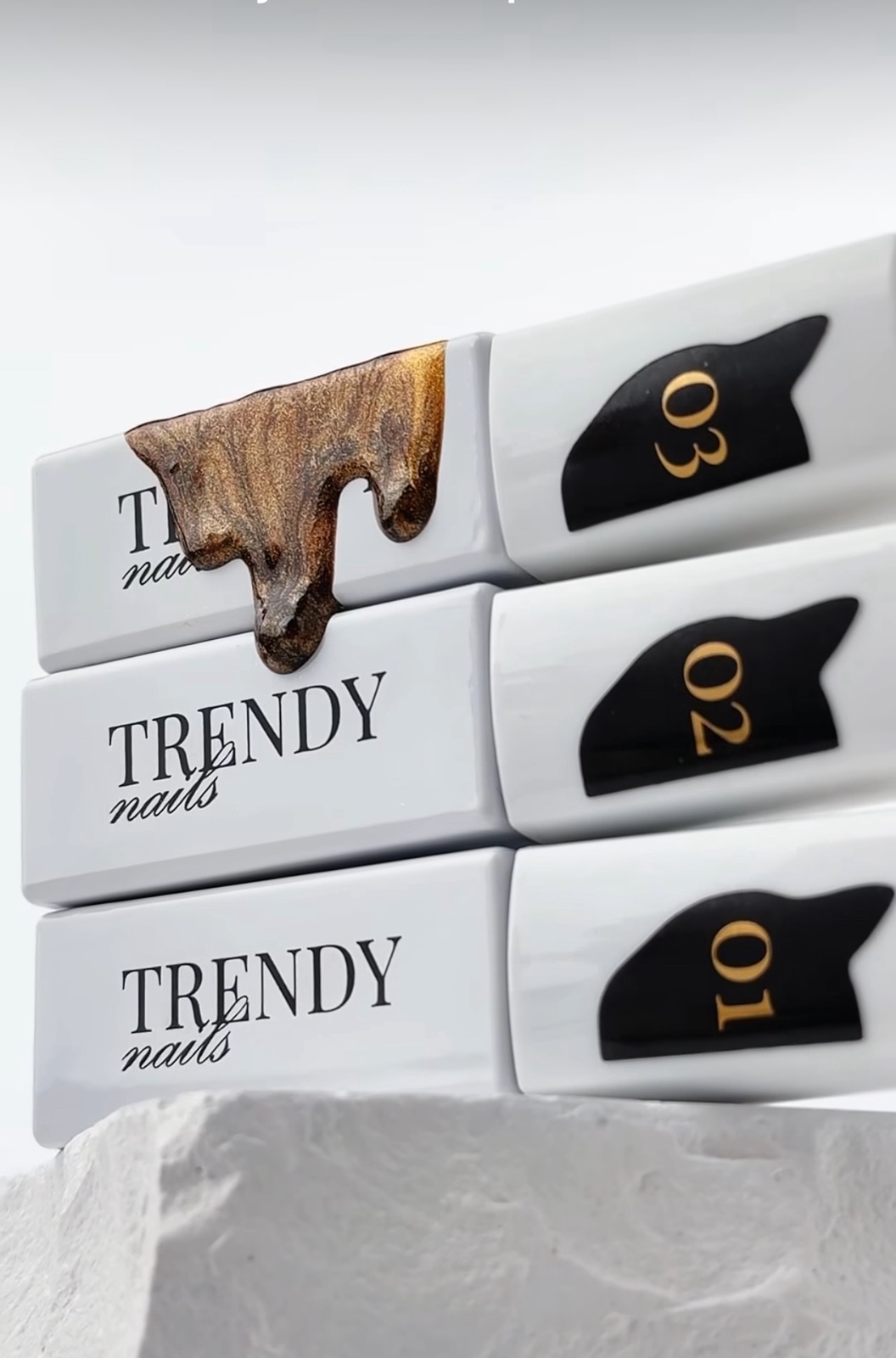 Cat Eye's " 03" HEMA/TPO free - Гел лак котка- 8ml - Image 5