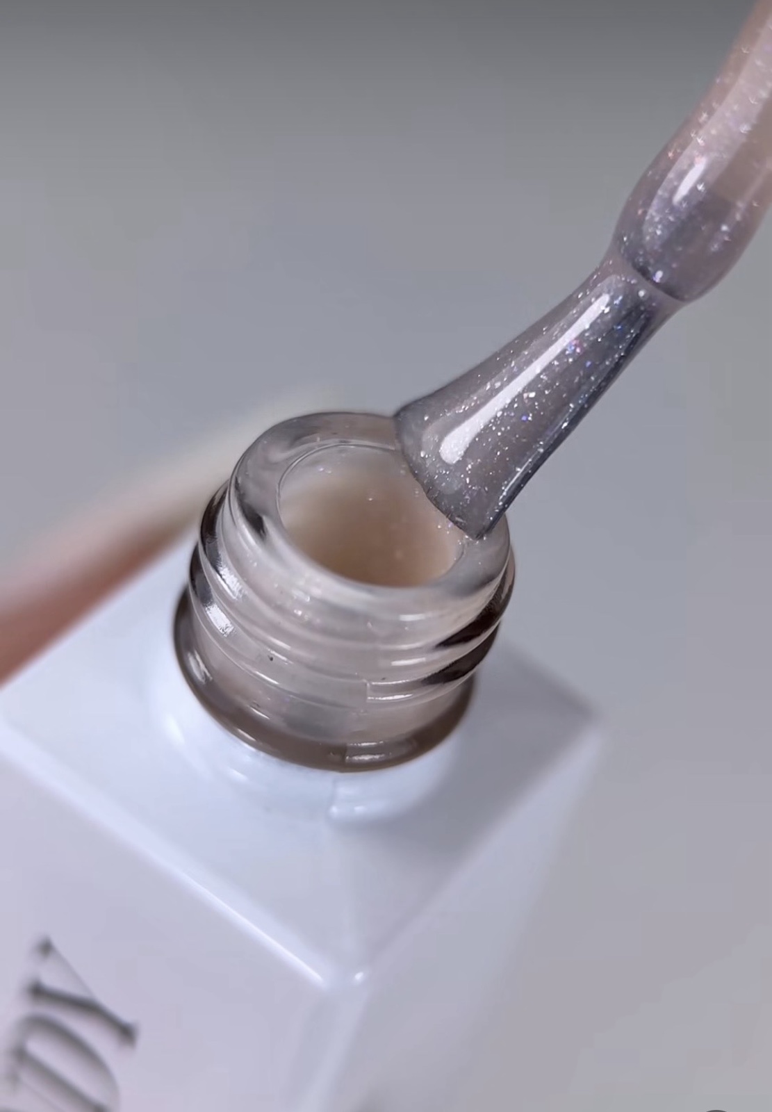 Trendynails Цветна база- Coral - база с частици-15 мл