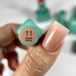 Siller Base and Grace 11 светло бежова база 8 мл