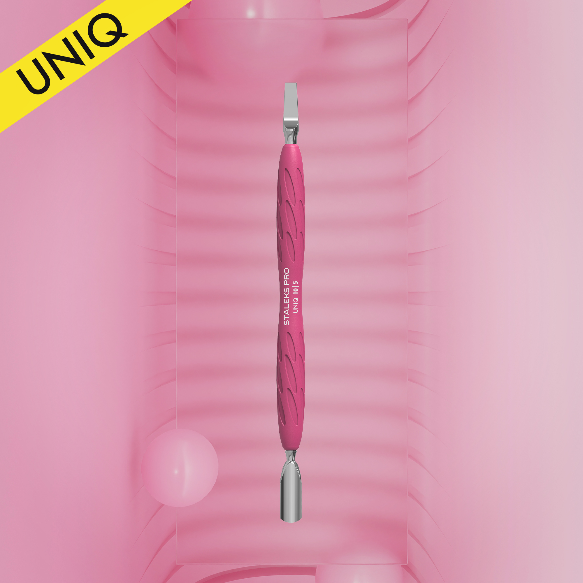 Маникюрна избутвач Gummy със силиконова дръжка UNIQ 10 TYPE 5 (заоблена, тясна ръкохватка и право острие)