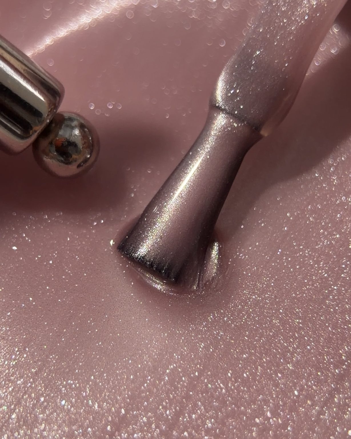 LUKUM Satin Cat Eye Gel Polish – Гел лак котешко око 01,10 мл