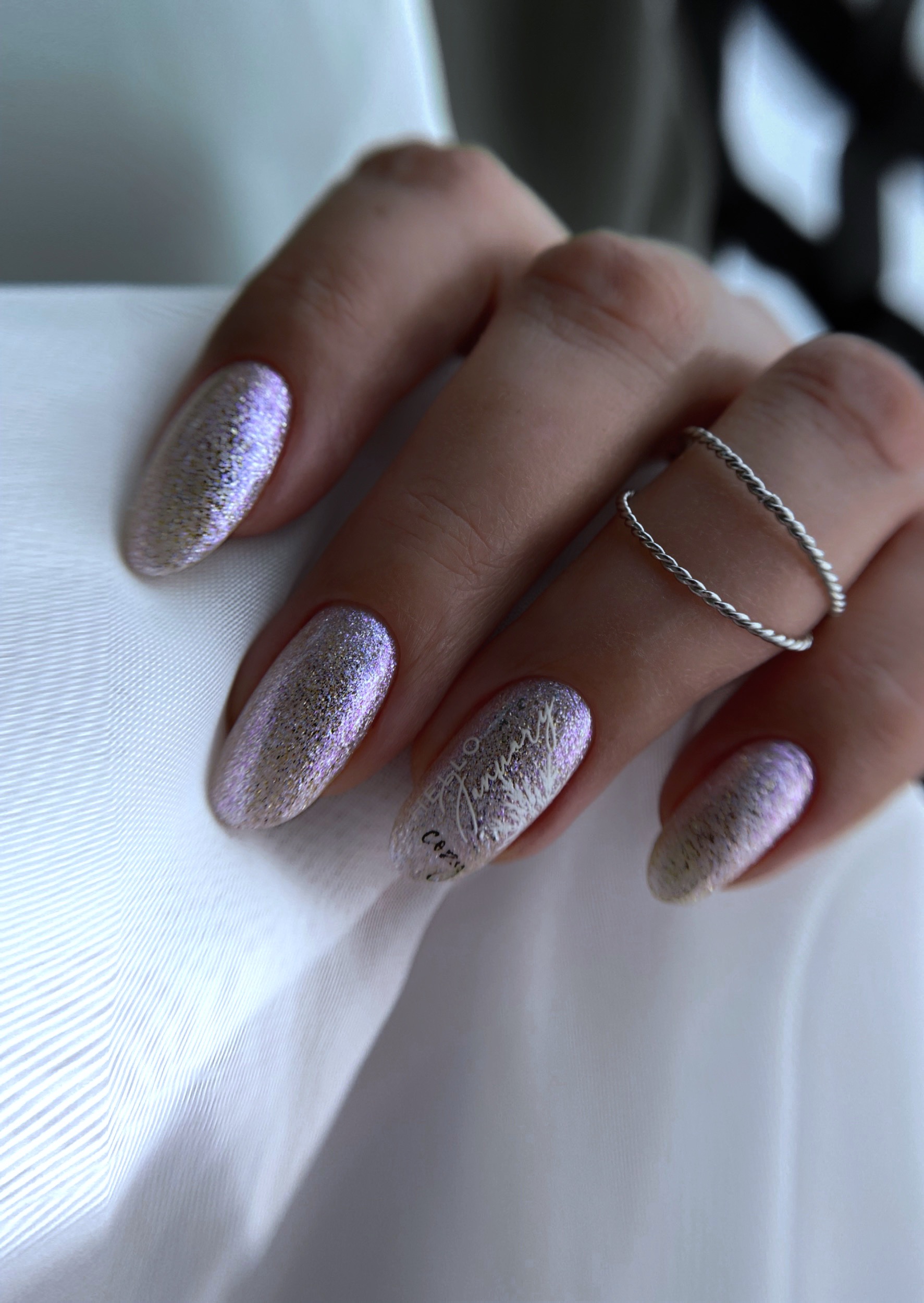Siller Holographic Base – База с частици, 8 мл
