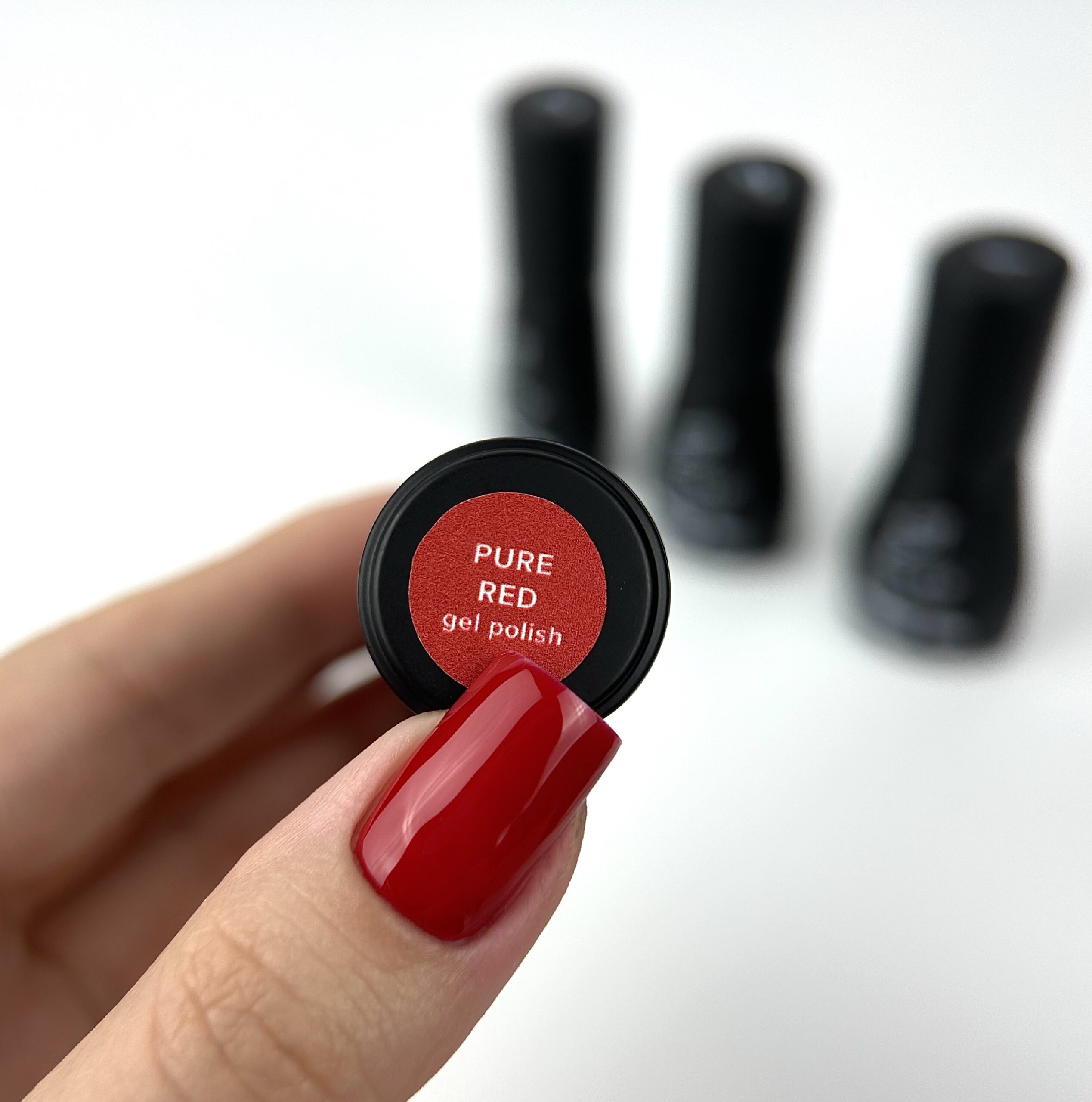 Siller Pure Red- червен гел лак 8 мл