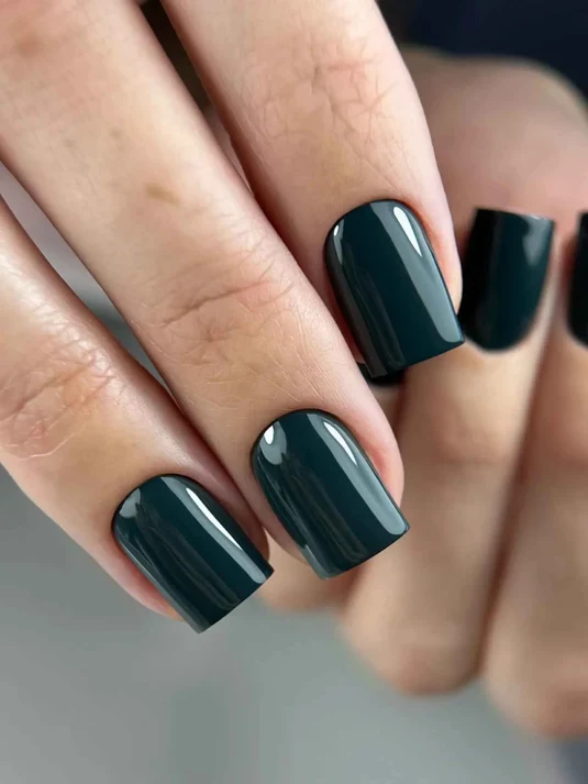 Trendynails-Гел лак-''EMERALD'-10мл