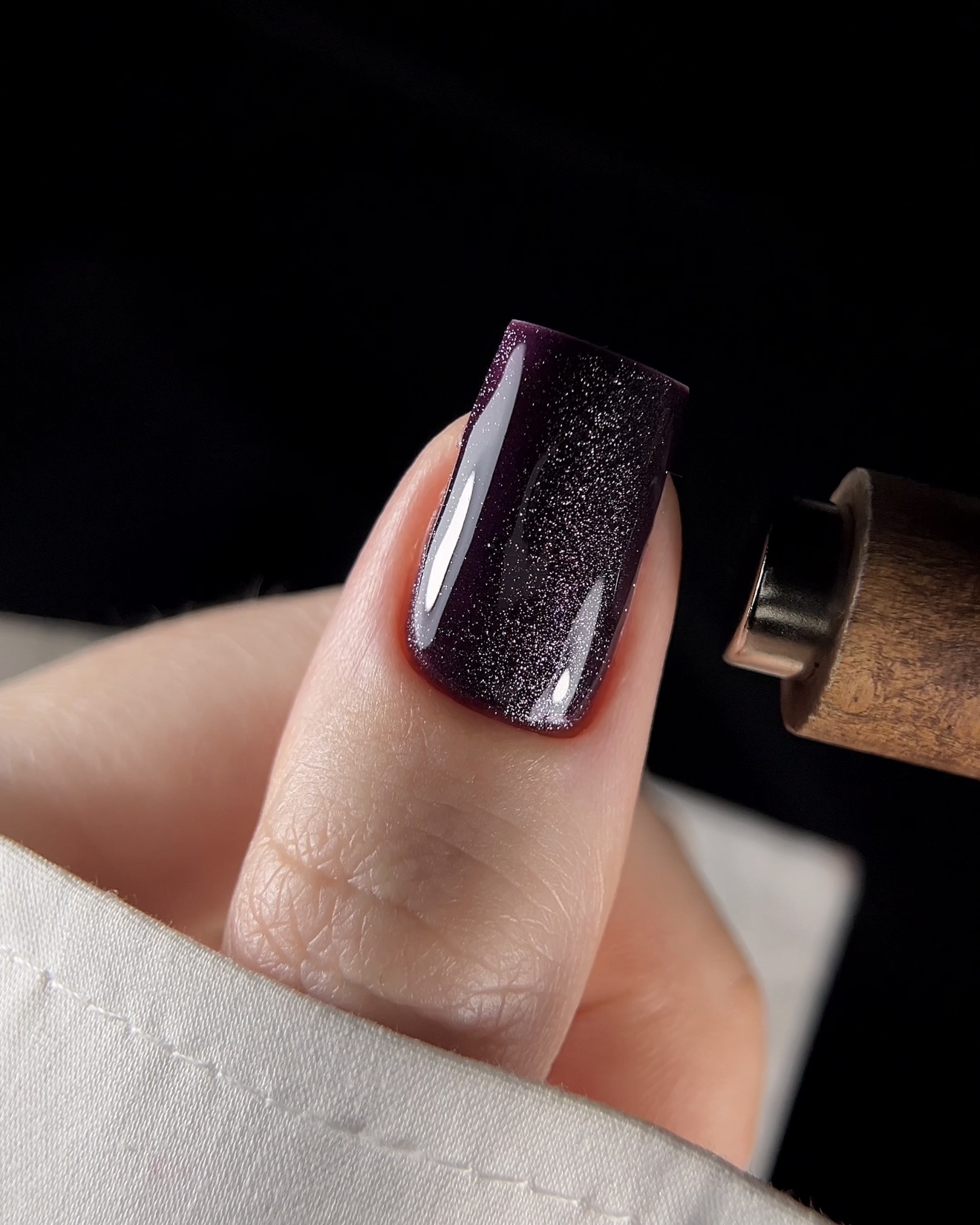 LUKUM Plum Cat Eye Gel Polish – Гел лак котешко око 04,10 мл - Image 2